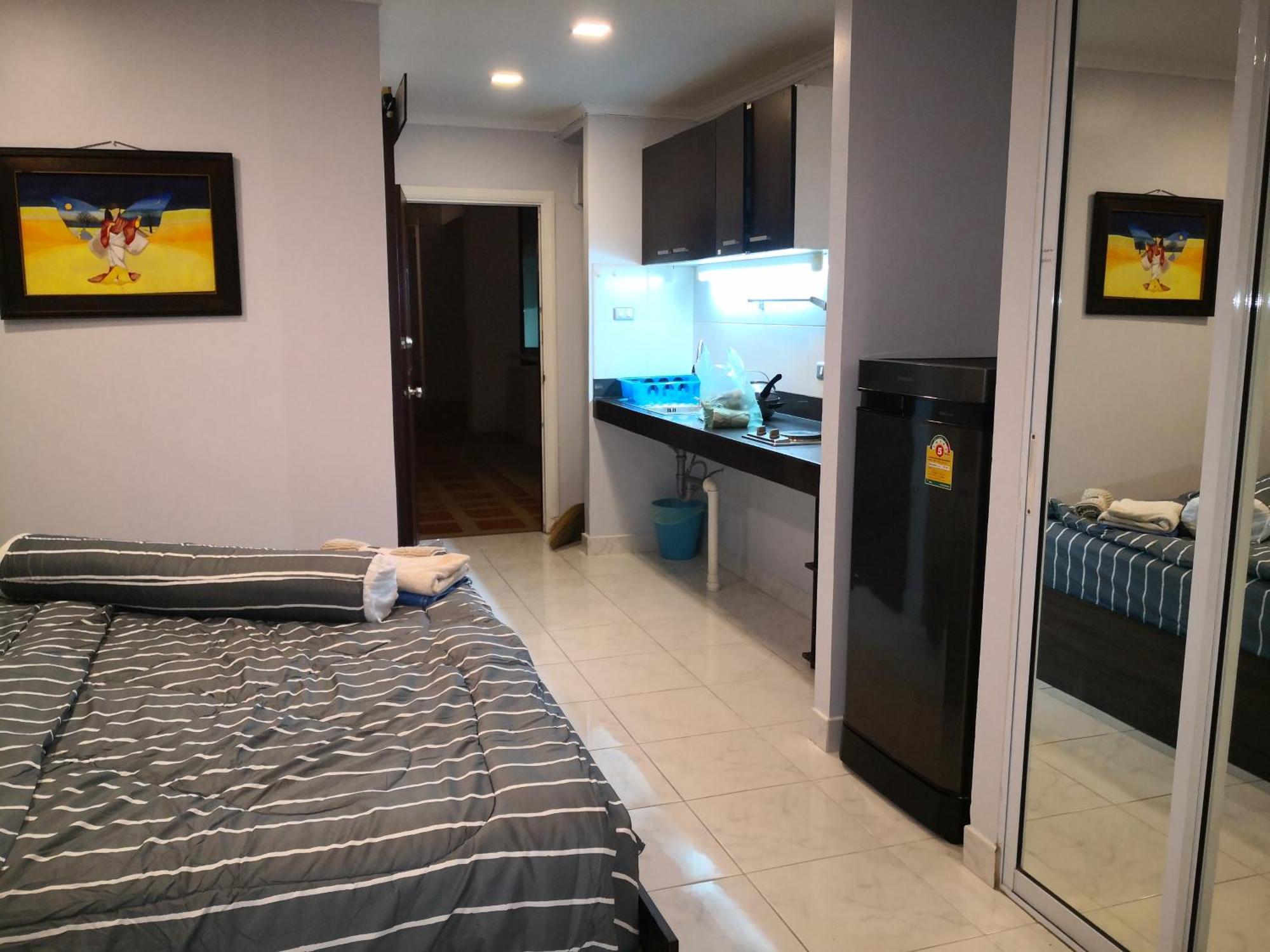Jomtien Hill Resort Pratamnak Pattaya Ngoại thất bức ảnh