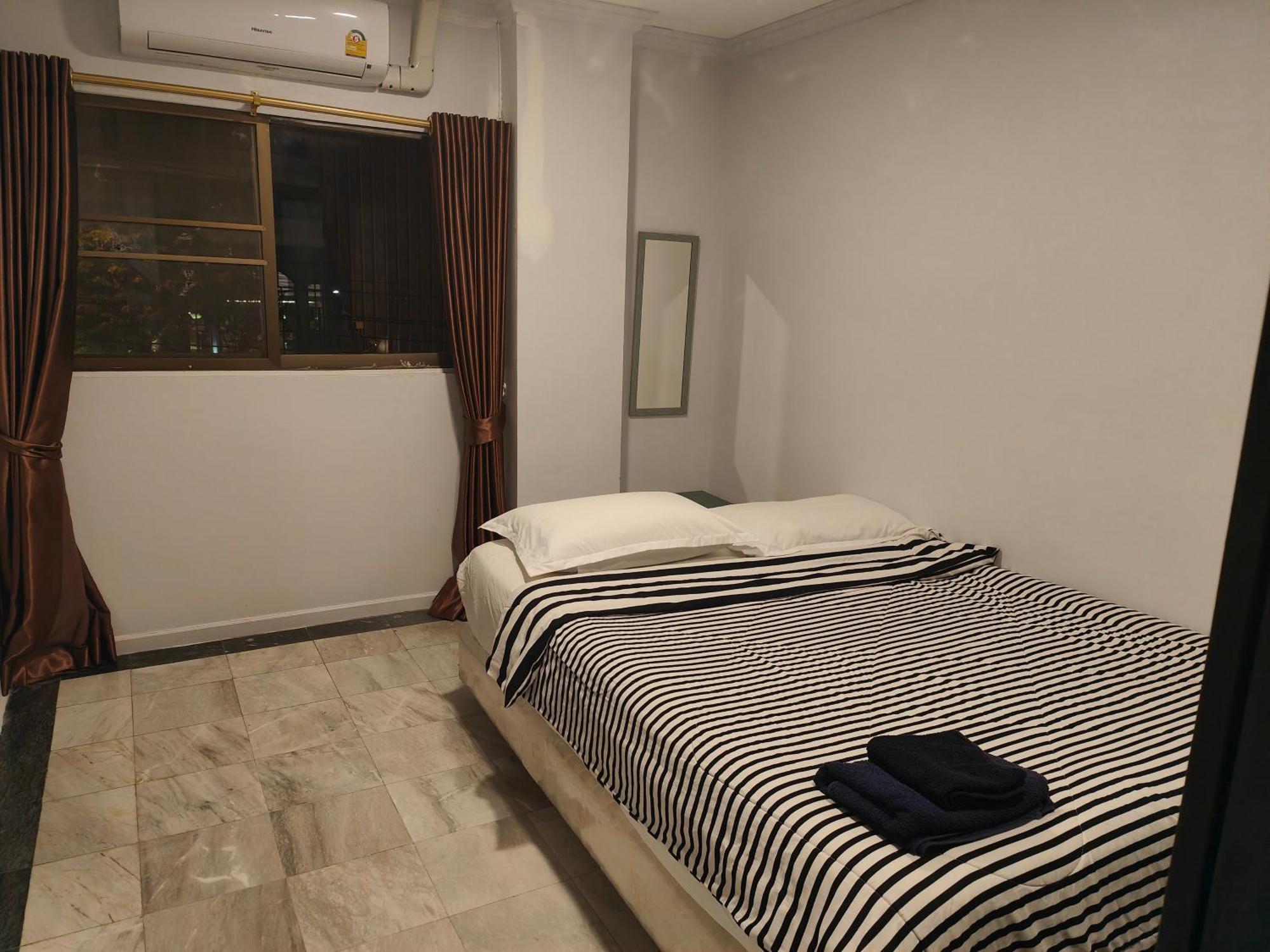 Jomtien Hill Resort Pratamnak Pattaya Phòng bức ảnh